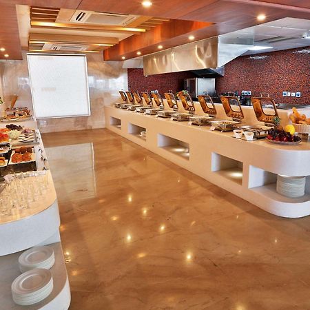 โกลเดน ทิวลิป วาสันดารา โฮเต็ล แอนด์ สวีท Hotel กาเซียบัด ภายนอก รูปภาพ