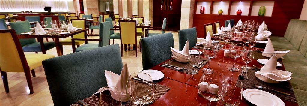 โกลเดน ทิวลิป วาสันดารา โฮเต็ล แอนด์ สวีท Hotel กาเซียบัด ร้านอาหาร รูปภาพ