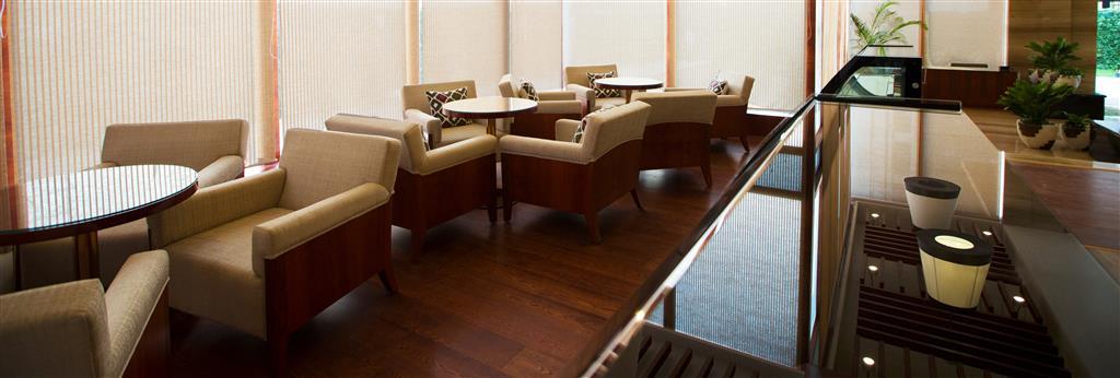โกลเดน ทิวลิป วาสันดารา โฮเต็ล แอนด์ สวีท Hotel กาเซียบัด ร้านอาหาร รูปภาพ